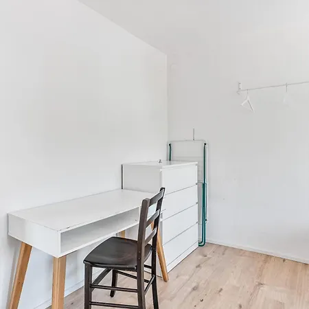 Guenstiges Haus Fuer Monteure In Parkplatz, Wifi, Smart Tv, Waschmaschine 別荘