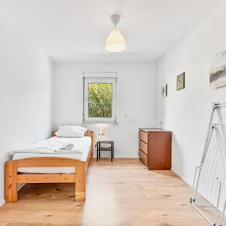Guenstiges Haus Fuer Monteure In Parkplatz, Wifi, Smart Tv, Waschmaschine *